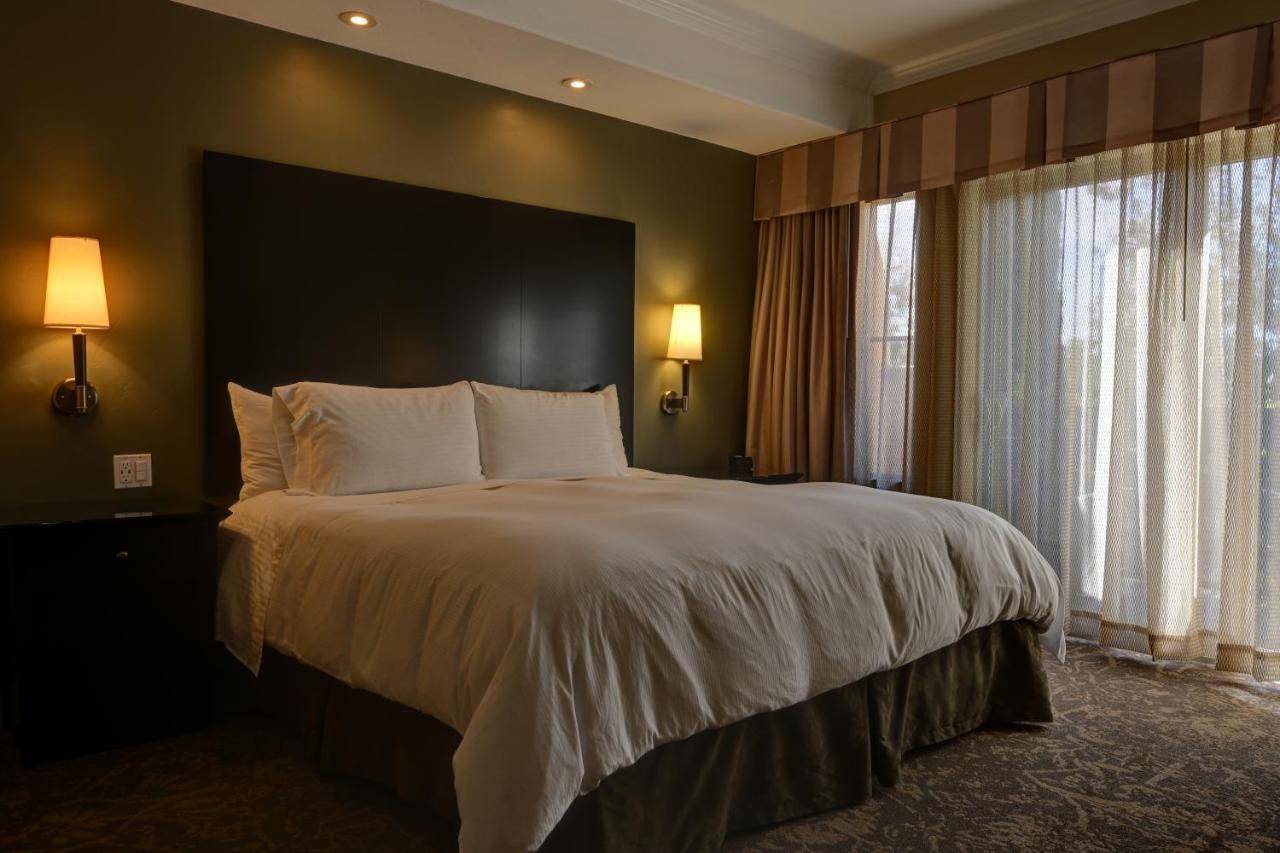 פאסו רובלס La Bellasera Hotel & Suites מראה חיצוני תמונה